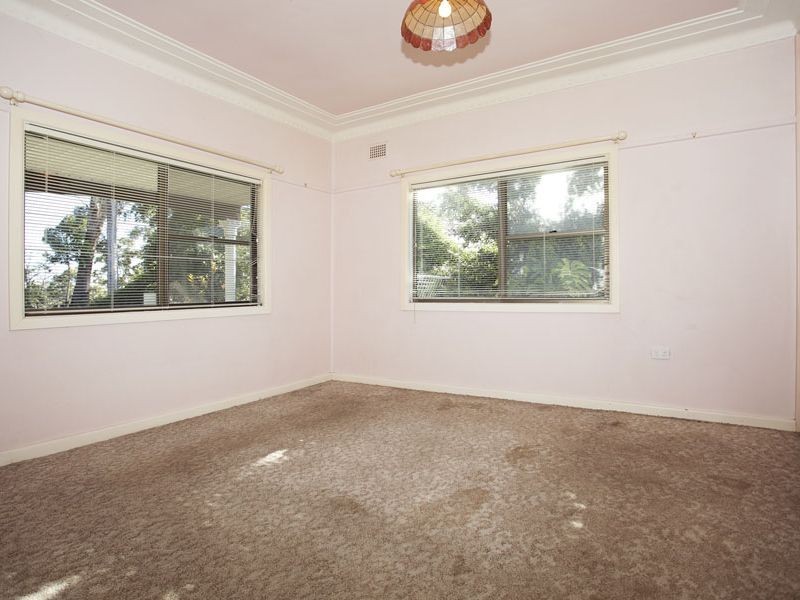 203 Parkes Street, Helensburgh NSW 2508