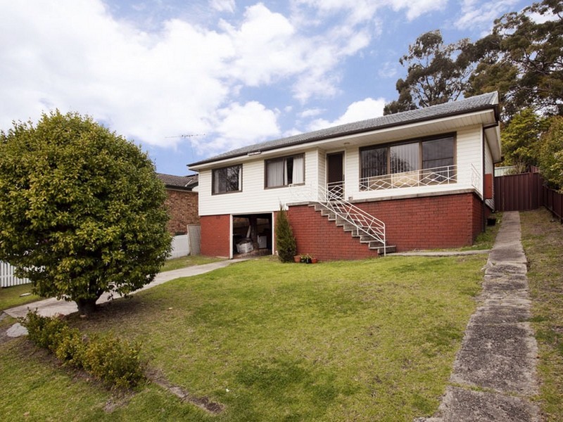15 Maidstone Street, Helensburgh NSW 2508