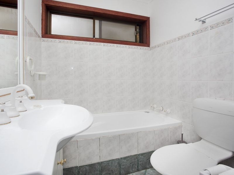 15 Maidstone Street, Helensburgh NSW 2508