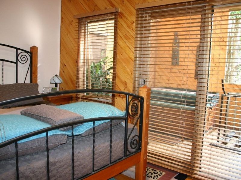 30 Station Rd, Otford NSW 2508