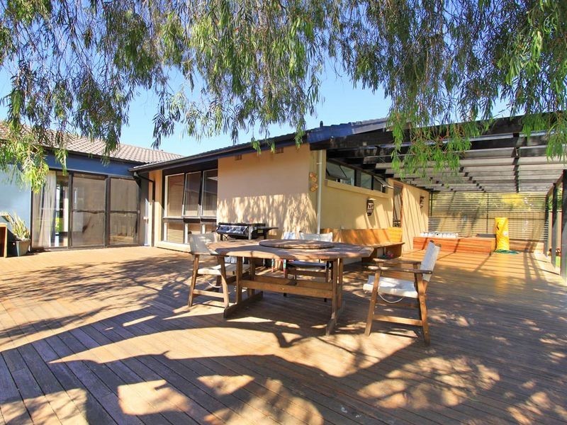 36 Annesley Av, Stanwell Tops NSW 2508