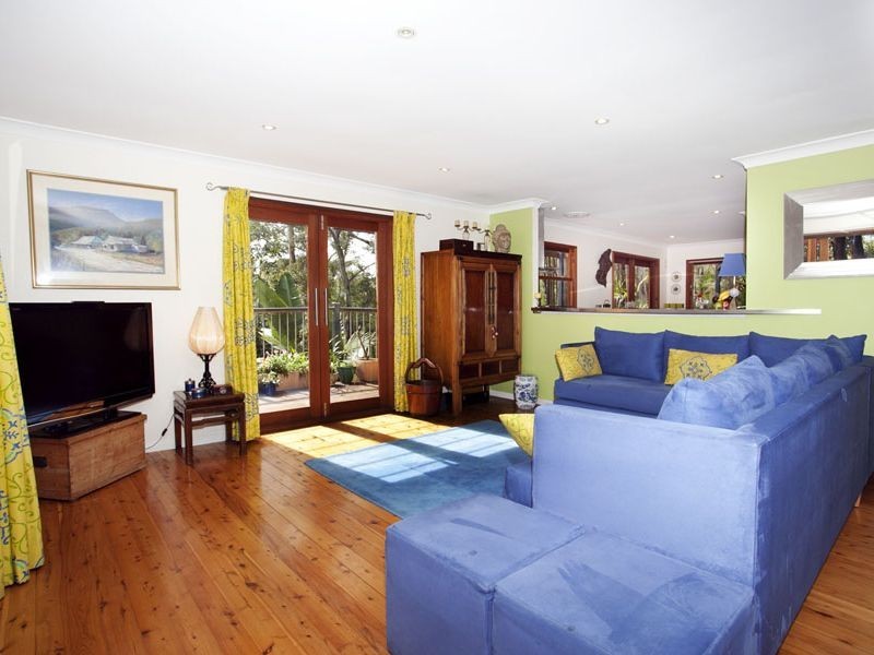 17 Domville Rd, Otford NSW 2508