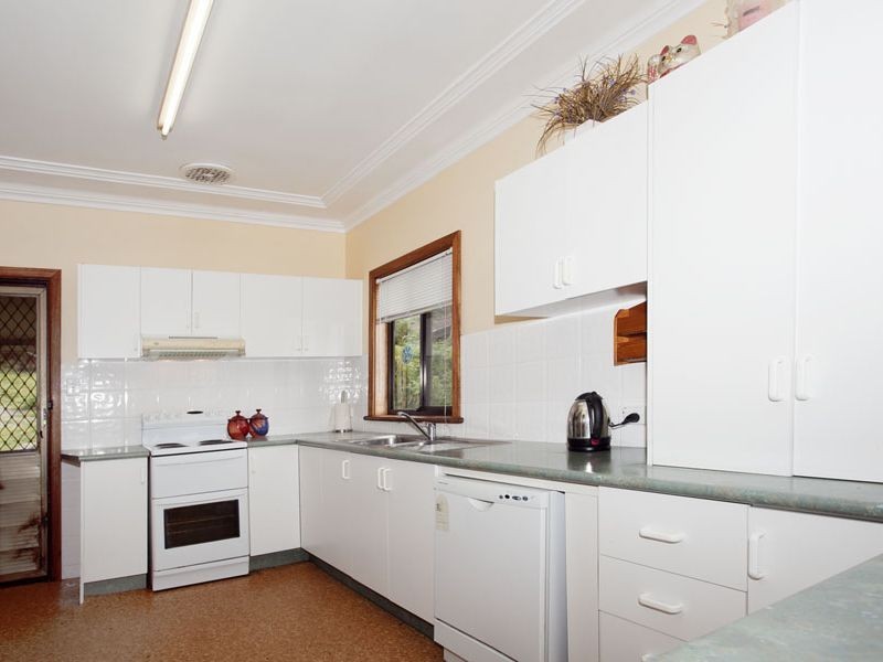 12 Maidstone Street, Helensburgh NSW 2508