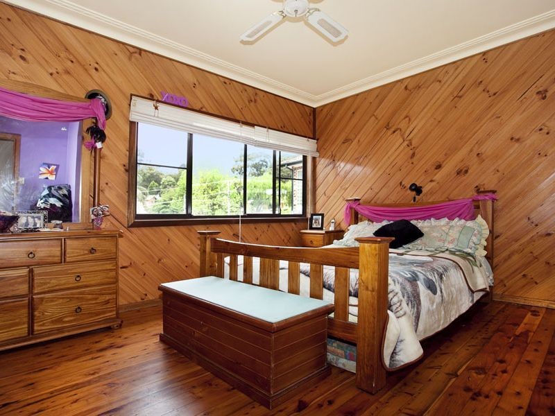 12 Maidstone Street, Helensburgh NSW 2508