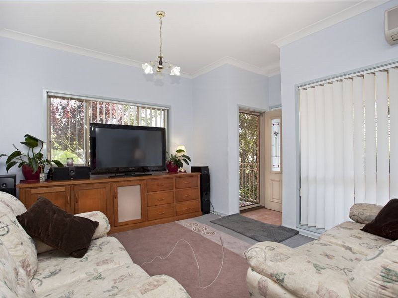 1/35 Stuart Street, Helensburgh NSW 2508