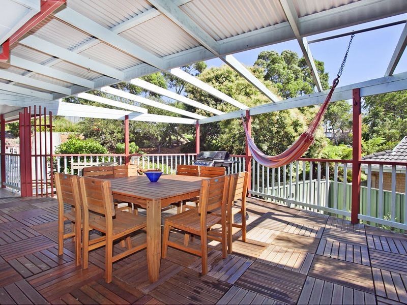 17 Chadwick Grove, Helensburgh NSW 2508