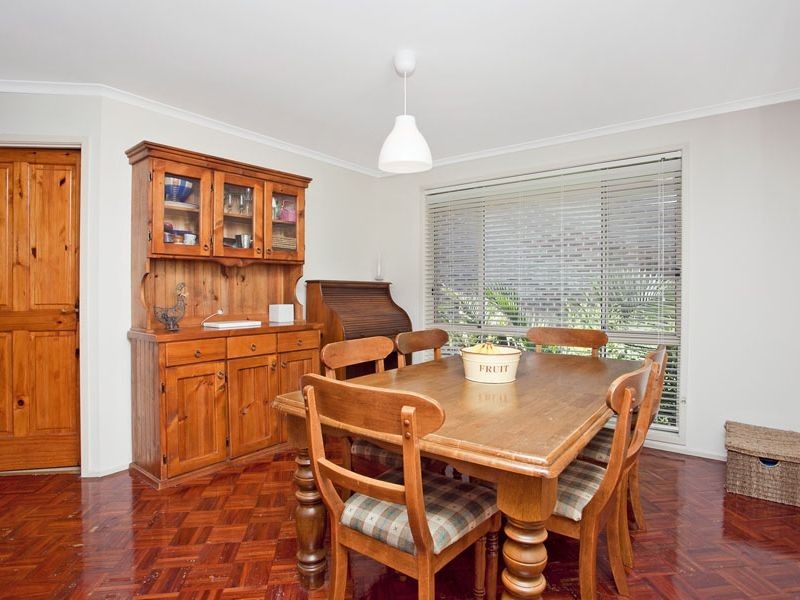 17 Chadwick Grove, Helensburgh NSW 2508
