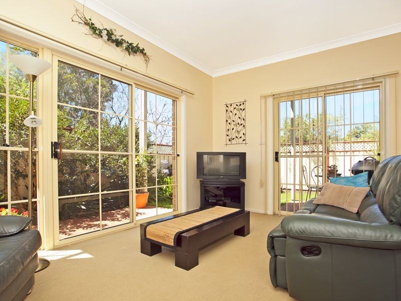 1/6 Walker Street, Helensburgh NSW 2508