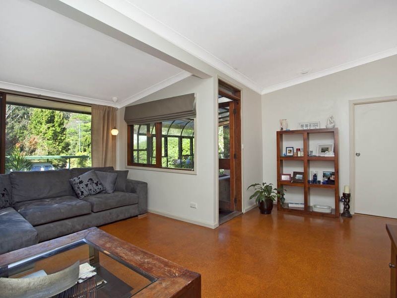 18 Wilsons Creek Road, Helensburgh NSW 2508