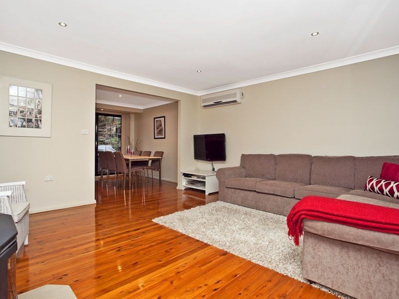 126 The Crescent, Helensburgh NSW 2508
