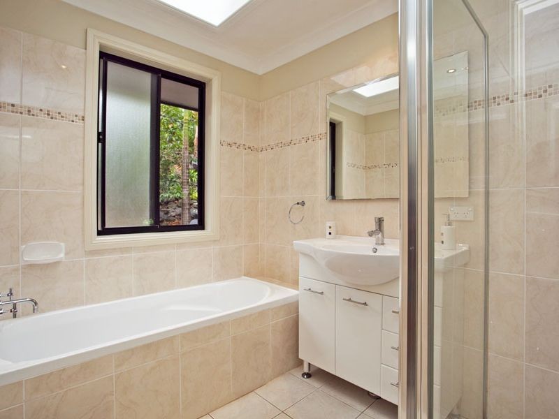 126 The Crescent, Helensburgh NSW 2508