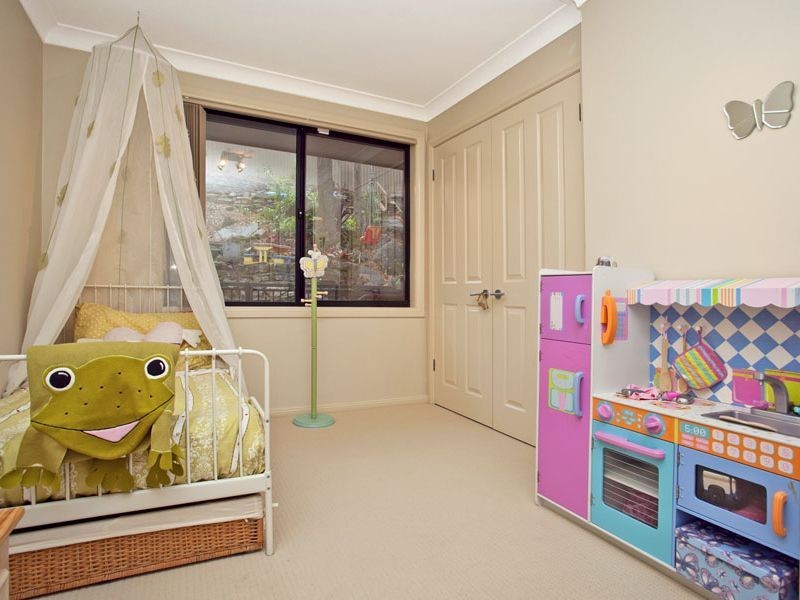 126 The Crescent, Helensburgh NSW 2508