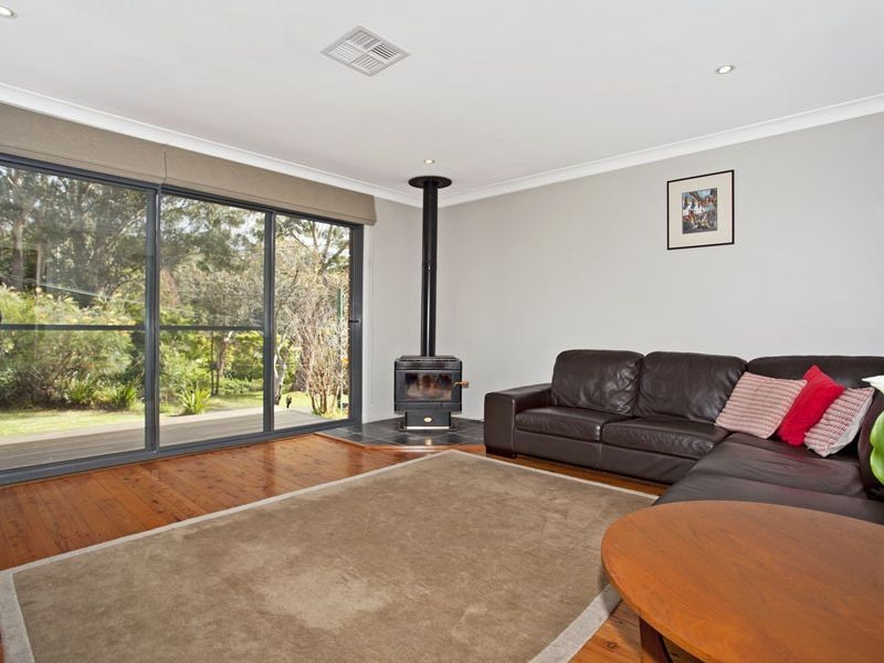 39 Tunnel Road, Helensburgh NSW 2508