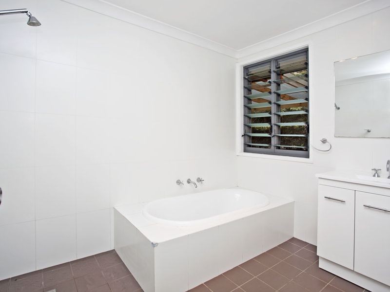 39 Tunnel Road, Helensburgh NSW 2508