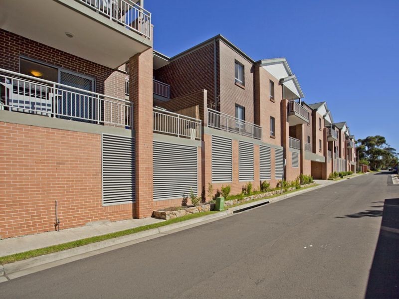 11/15 Stuart St, Helensburgh NSW 2508