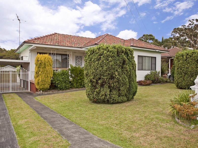 13 Heathcote Street, Helensburgh NSW 2508