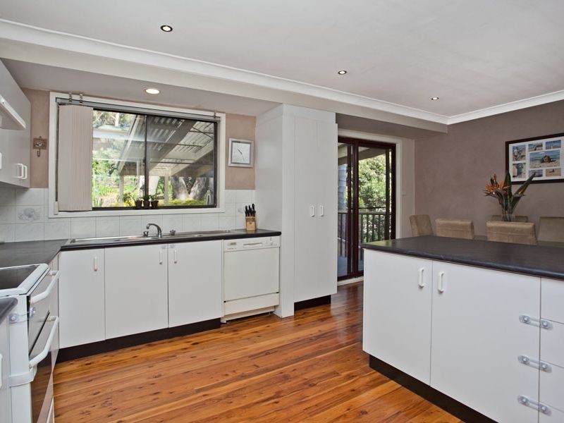 94 The Crescent, Helensburgh NSW 2508