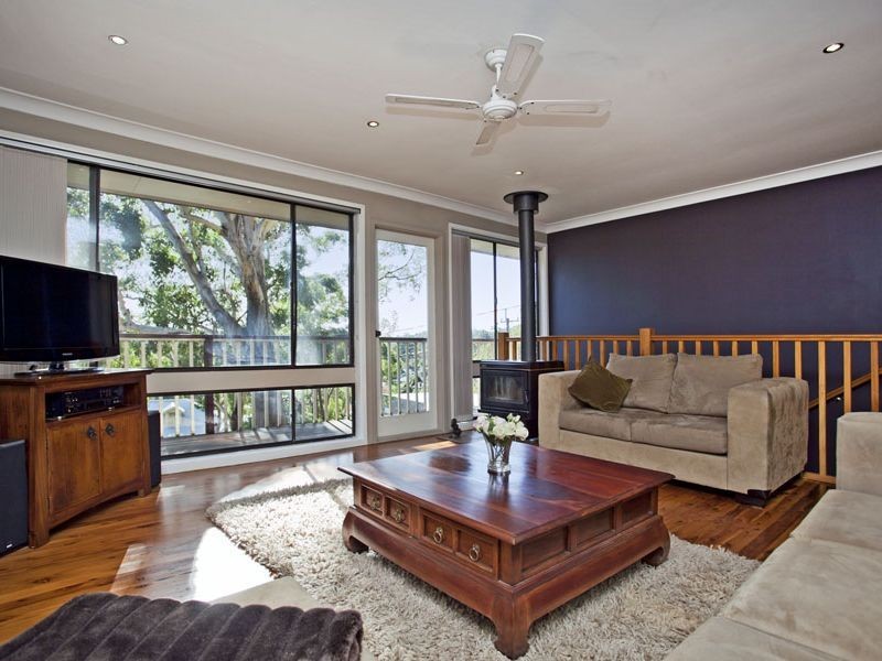 94 The Crescent, Helensburgh NSW 2508