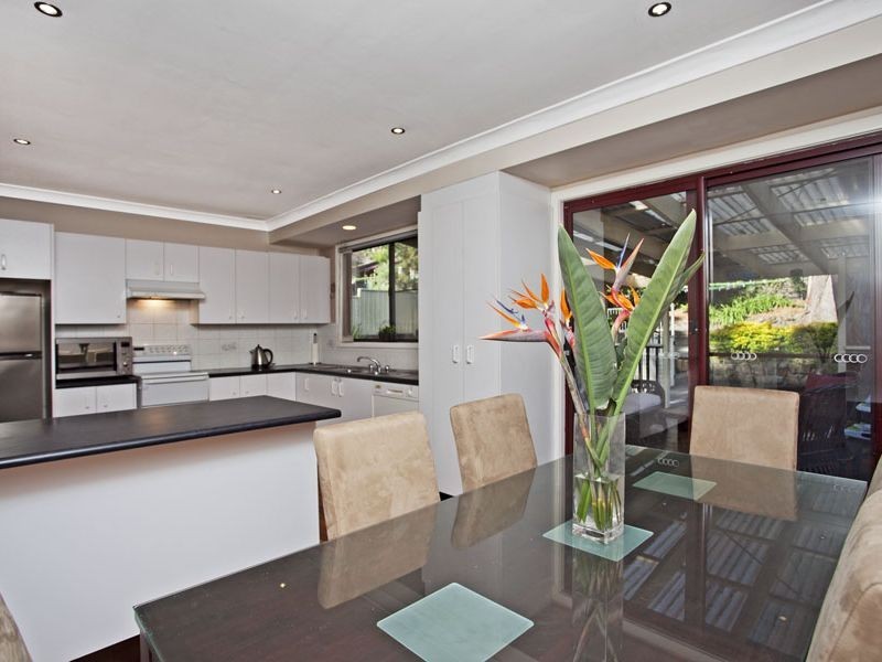 94 The Crescent, Helensburgh NSW 2508
