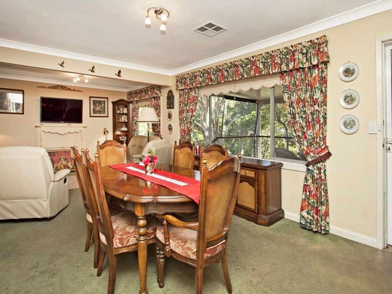 33 Tunnel Road, Helensburgh NSW 2508