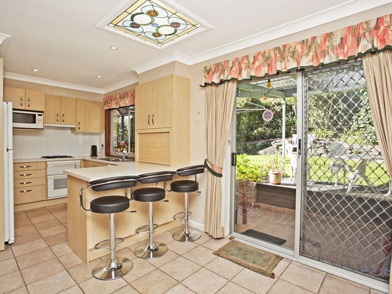 33 Tunnel Road, Helensburgh NSW 2508