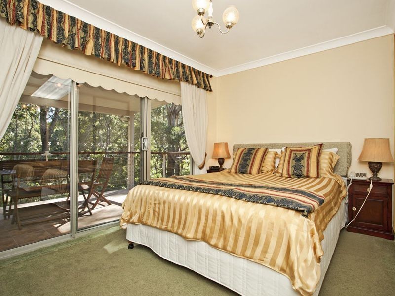 33 Tunnel Road, Helensburgh NSW 2508