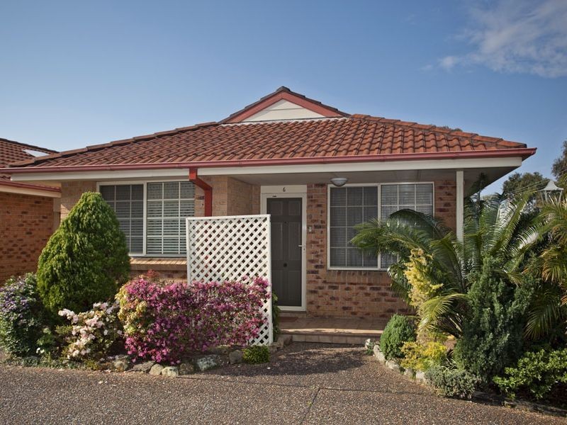 6/128 Parkes Street, Helensburgh NSW 2508