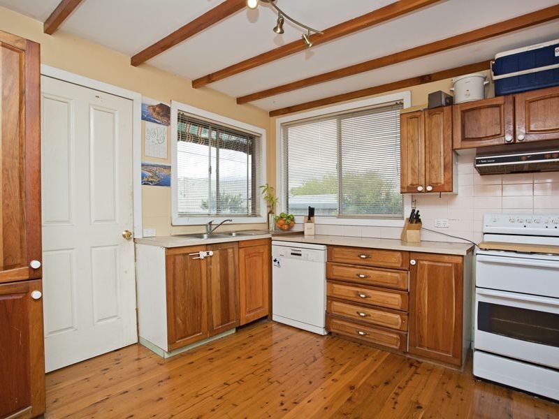 178 Parkes Street, Helensburgh NSW 2508