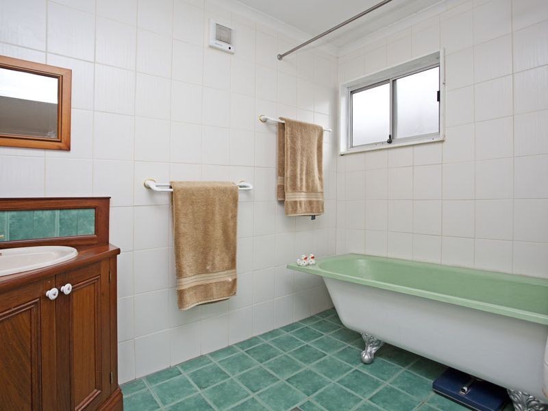 178 Parkes Street, Helensburgh NSW 2508