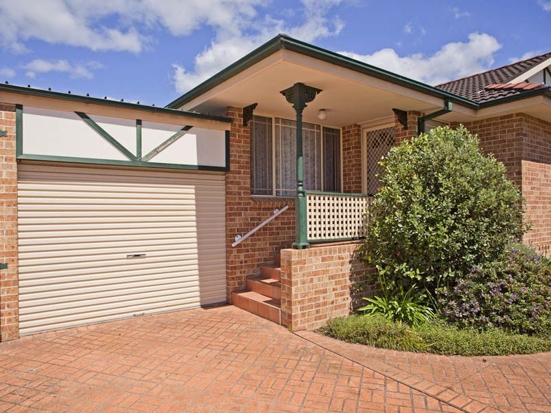 2/126 Parkes Street, Helensburgh NSW 2508