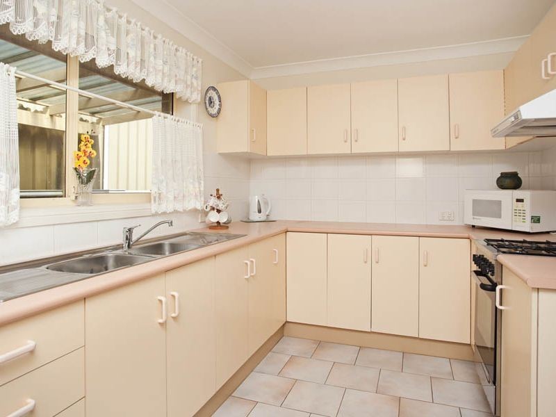 2/126 Parkes Street, Helensburgh NSW 2508