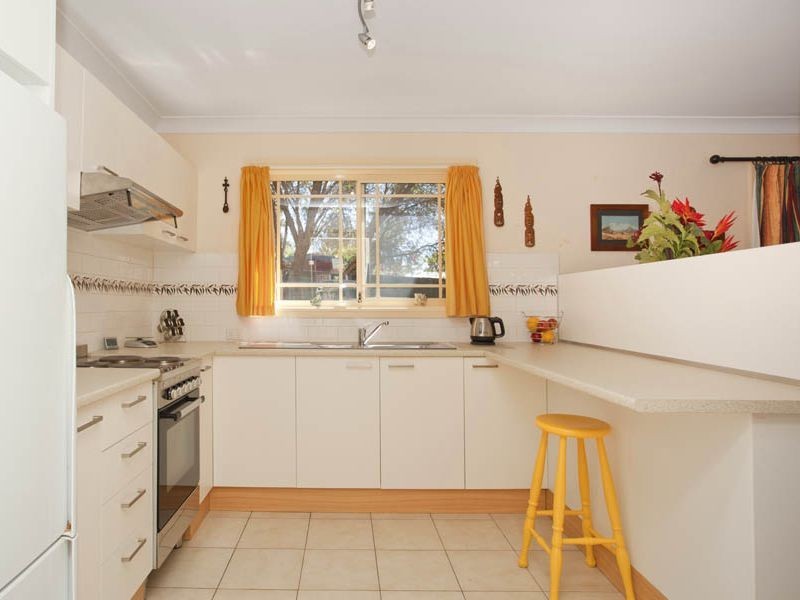 1/8 Stuart Street, Helensburgh NSW 2508