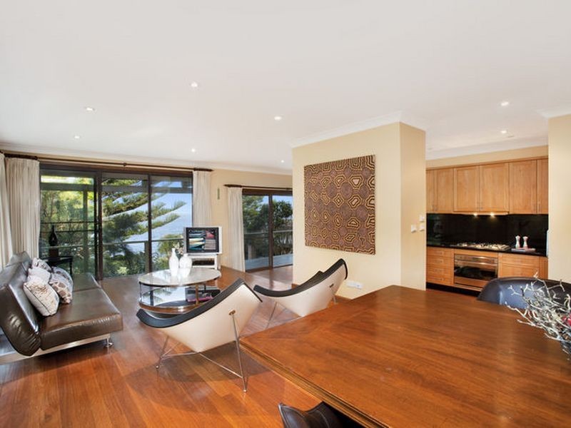 17 Kallaroo Avenue, Stanwell Park NSW 2508