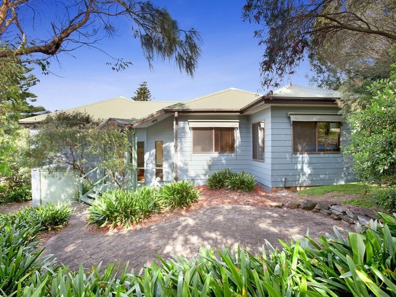17 Kallaroo Avenue, Stanwell Park NSW 2508