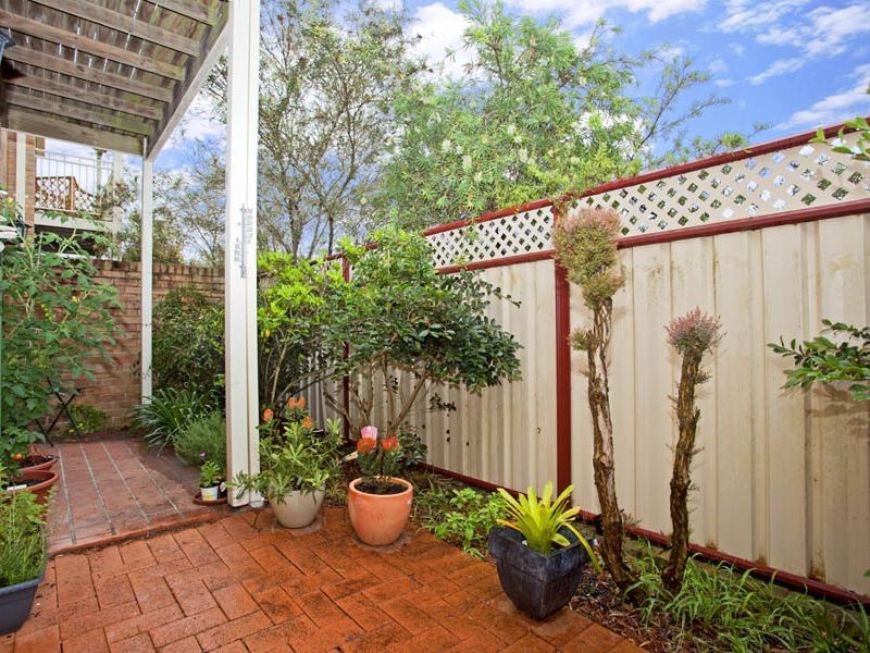 2/6 Walker Street, Helensburgh NSW 2508