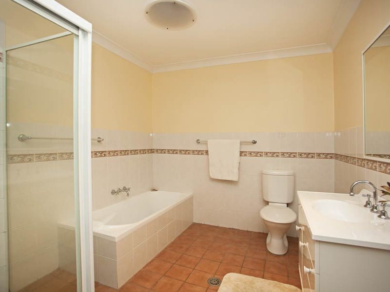 2/6 Walker Street, Helensburgh NSW 2508