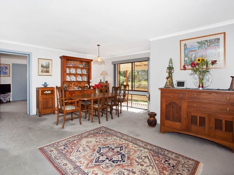 1 Nixon Place, Helensburgh NSW 2508