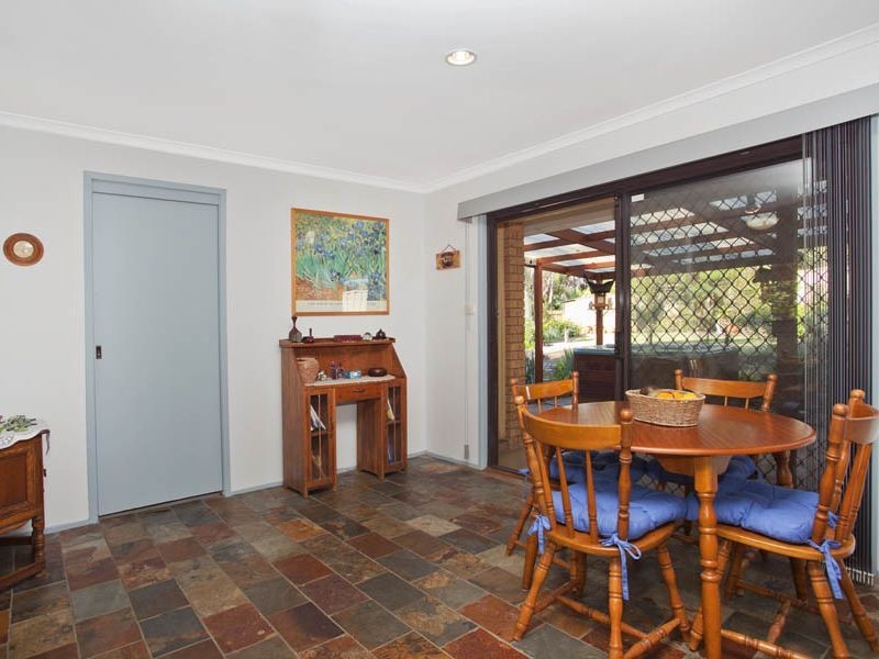 1 Nixon Place, Helensburgh NSW 2508