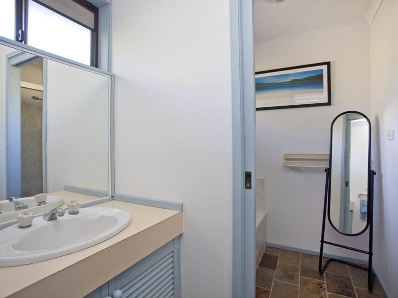 1 Nixon Place, Helensburgh NSW 2508