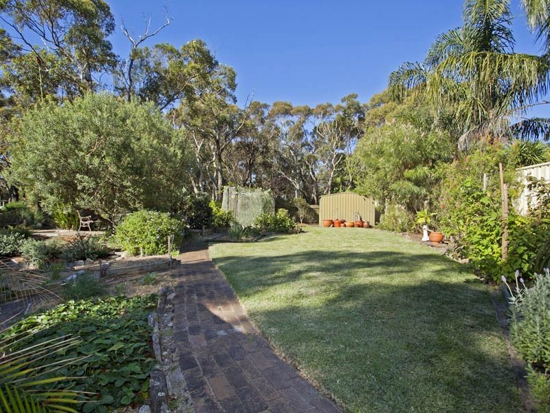 1 Nixon Place, Helensburgh NSW 2508