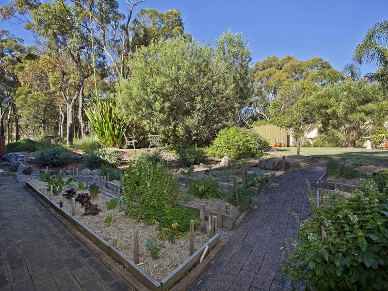 1 Nixon Place, Helensburgh NSW 2508
