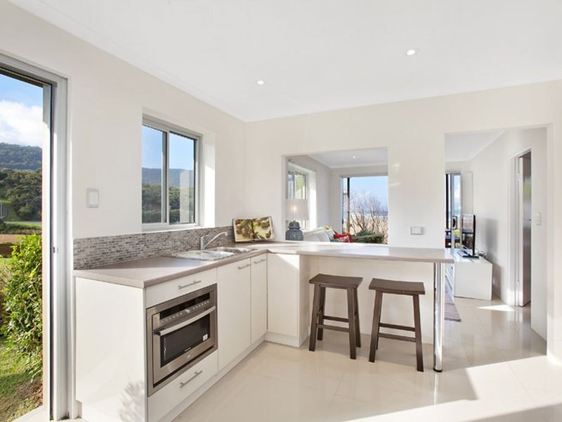 39 Lower Coast Road, Stanwell Park NSW 2508