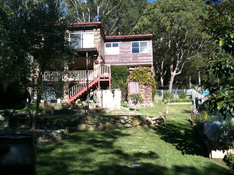 101 The Crescent, Helensburgh NSW 2508