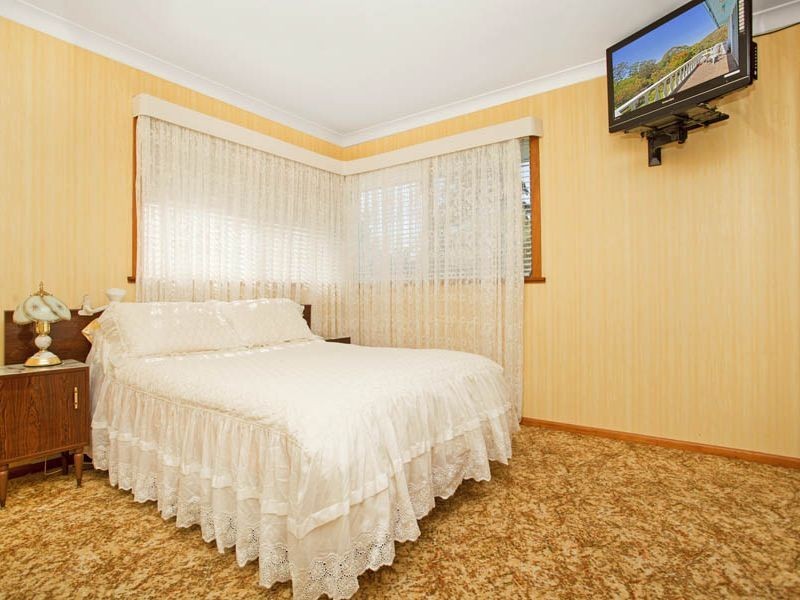 16 Short Street, Helensburgh NSW 2508