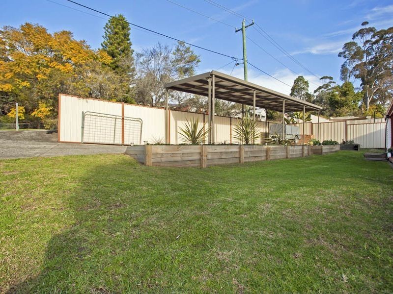 6 Foster Street, Helensburgh NSW 2508