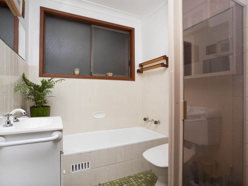 34 Railway Cr, Stanwell Park NSW 2508