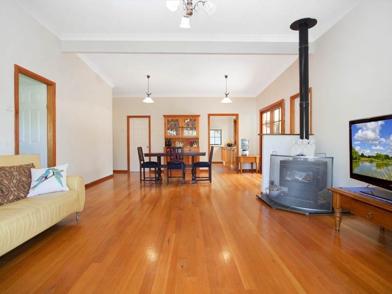 57 The Crescent, Helensburgh NSW 2508