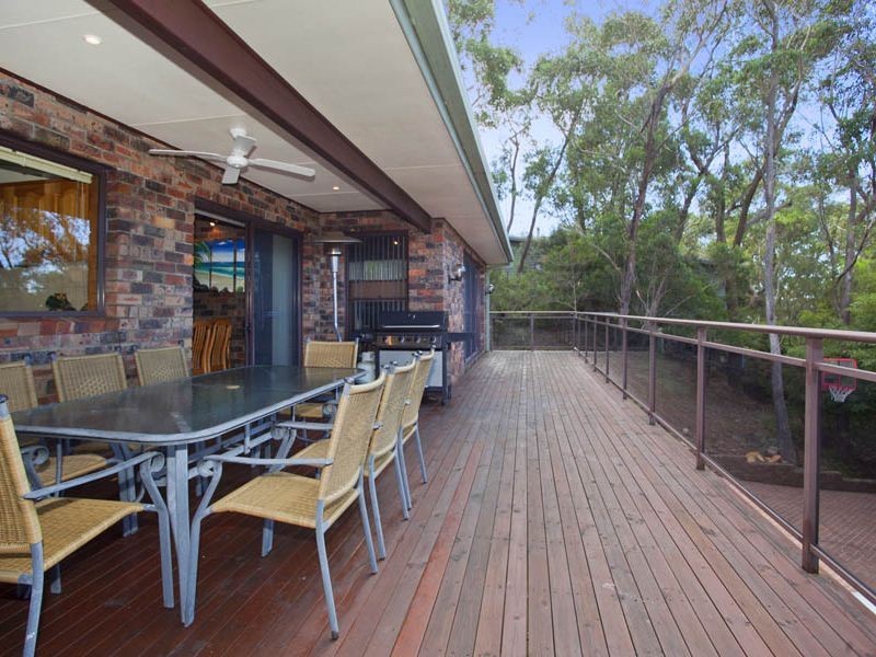 70 The Crescent, Helensburgh NSW 2508