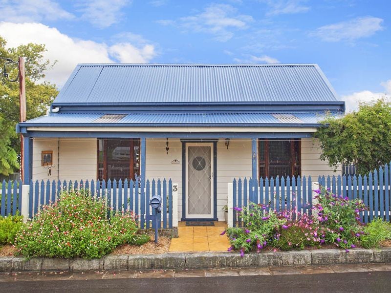 3 Sawan Lane, Helensburgh NSW 2508