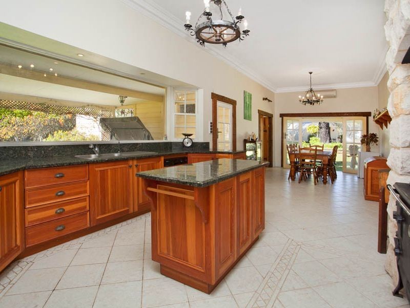 20 Lawrence Hargrave Drive, Stanwell Tops NSW 2508